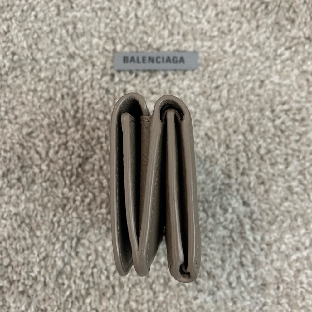 Balenciaga Mink Grey Calf Skin Wallet - Picture 10 of 12